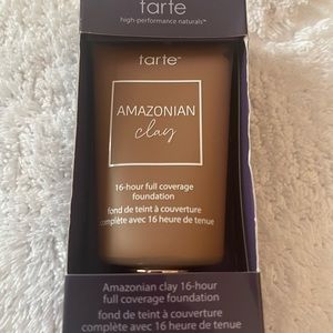 tarte Amazonian Clay 16 hour foundation- 51N Deep Neutral